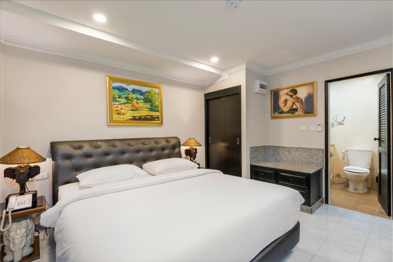 The Ambiance Hotel Pattaya Exteriör bild