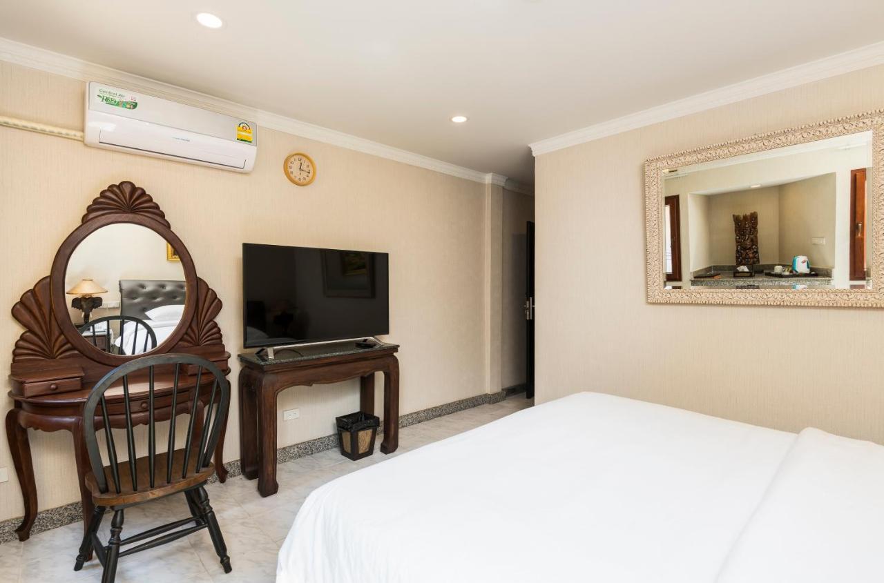 The Ambiance Hotel Pattaya Exteriör bild