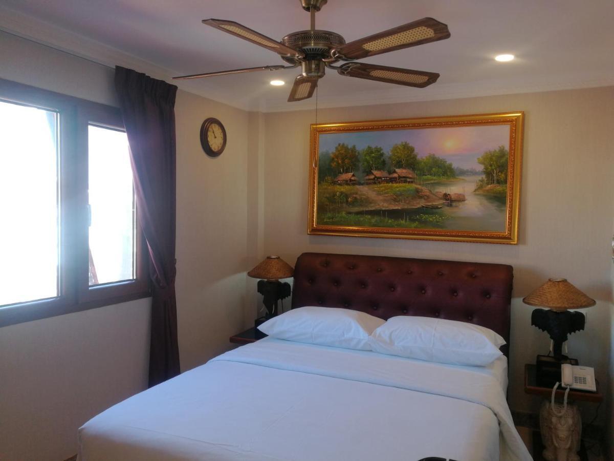 The Ambiance Hotel Pattaya Exteriör bild